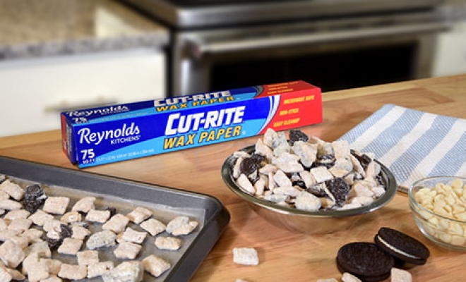 
Cookies &amp; Cream Puppy Chow
